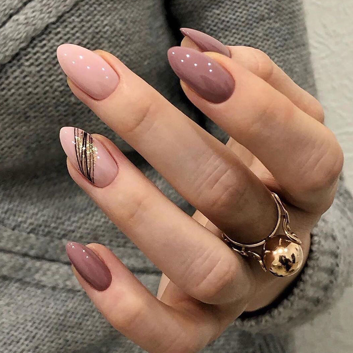 Chic Gradient Press-On Nails for Effortless Style